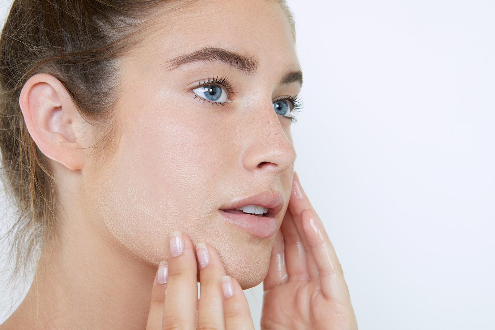 Find out how sudden skin sensitivity occurs